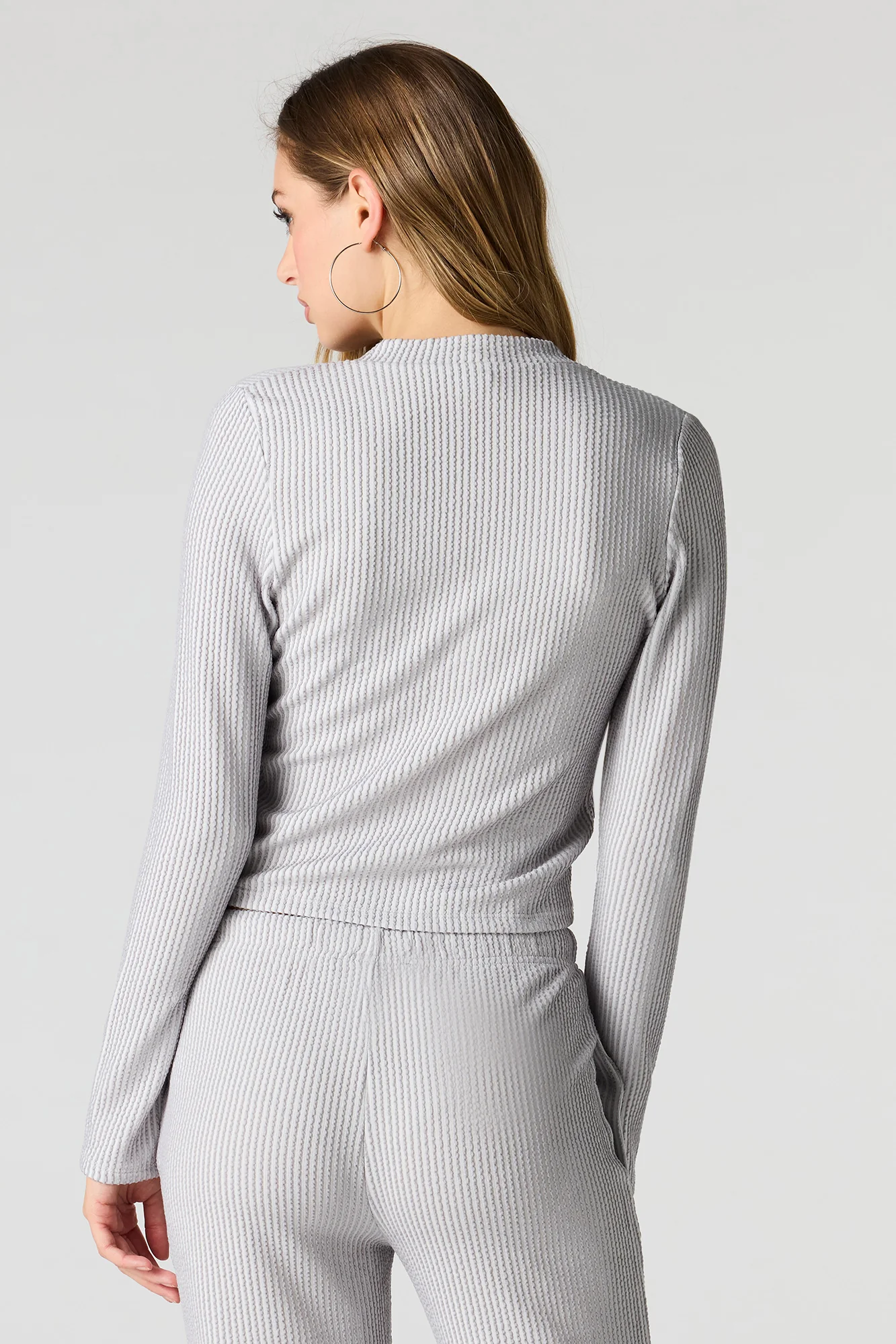 Ribbed Knit V-Neck Button-Up Cardigan - Image 8