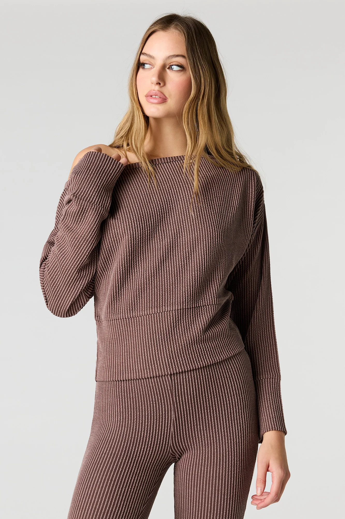 Ribbed Knit Off Shoulder Long Sleeve Top - Image 7