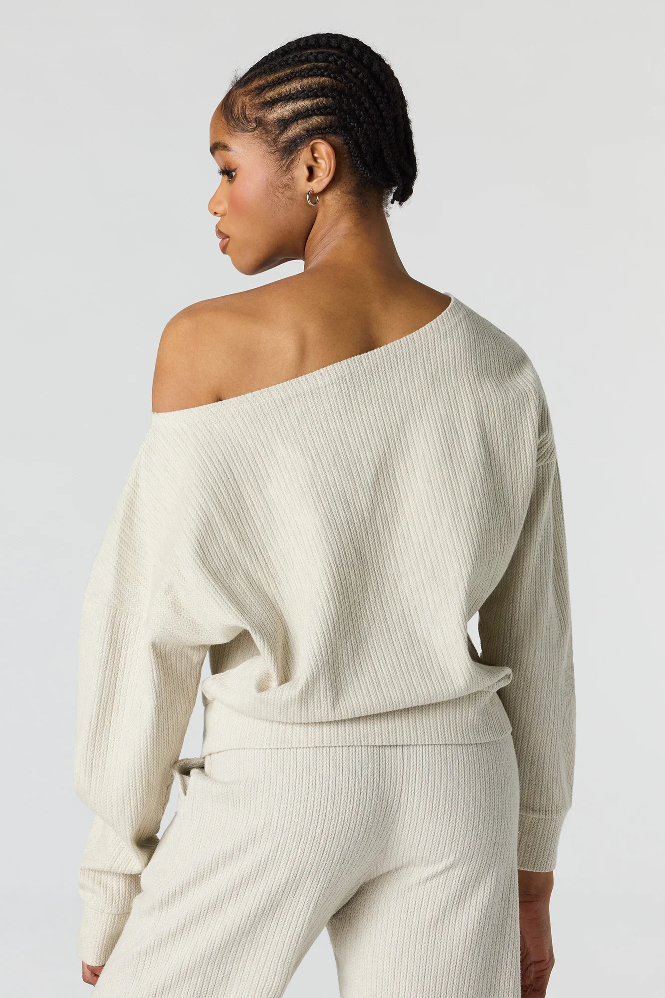 Ribbed Off Shoulder Long Sleeve Top - Image 11