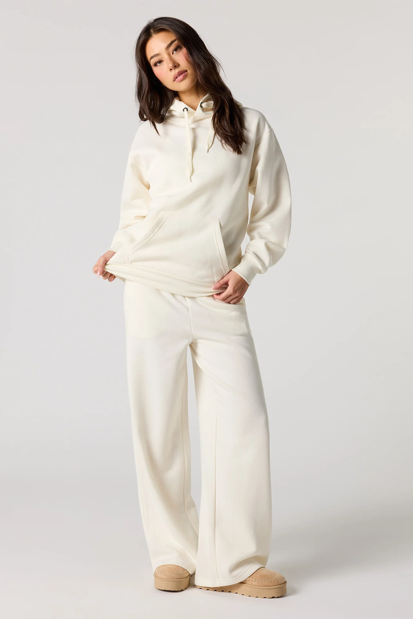 Wide Leg Fleece Sweatpant - Image 14