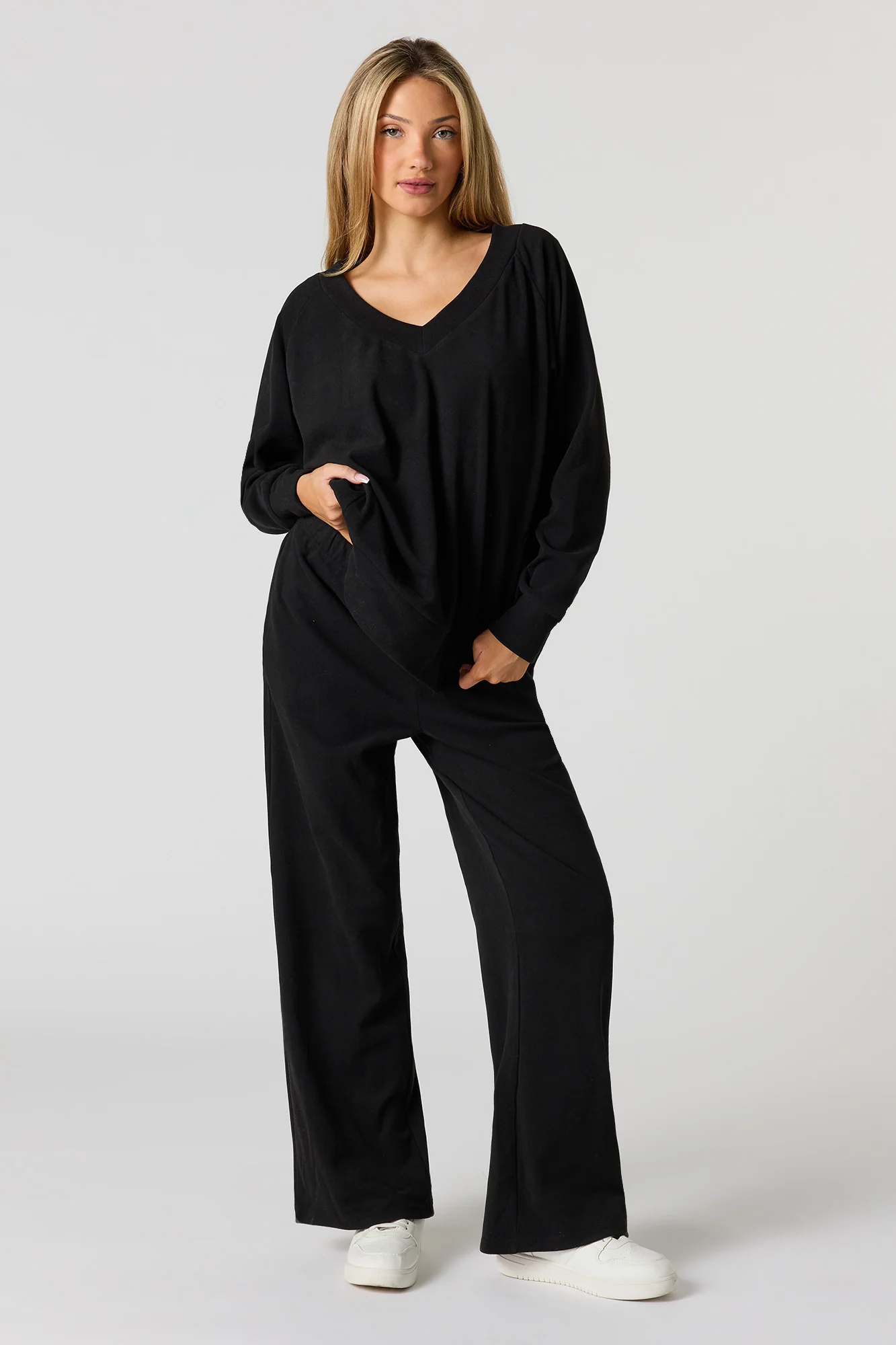 Wide Leg Fleece Sweatpant - Image 7