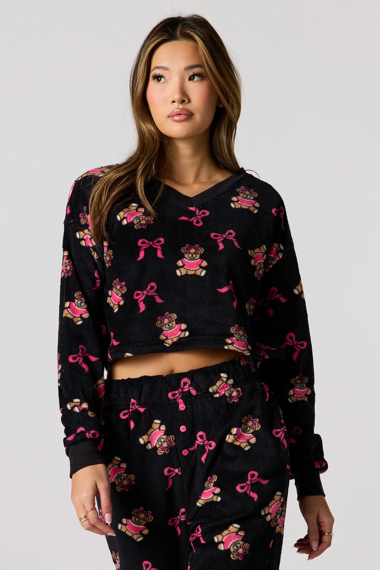 Plush Long Sleeve Top & Pant Pajama Set - Image 6