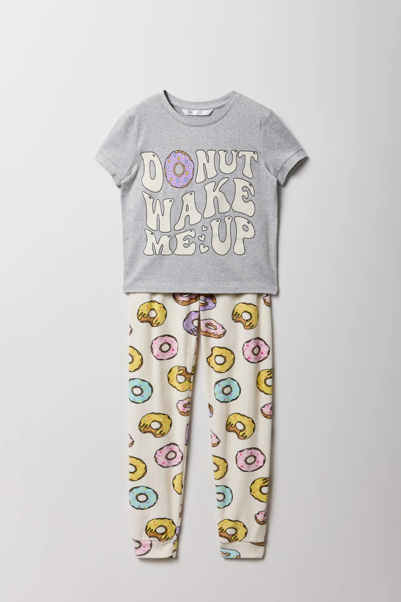 Girls Cute Graphic T-Shirt & Printed Velour Pajama Set - Image 11